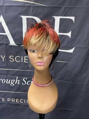 Short Layered Women's Wig - Red and Blonde